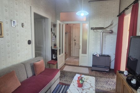 Beli&scaron;će, četverosoban stan u centru, 99,91 m2