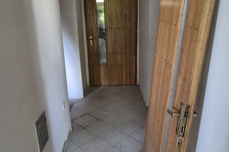 Branjin Vrh, kuća s golemom okućnicom, 4679 m2