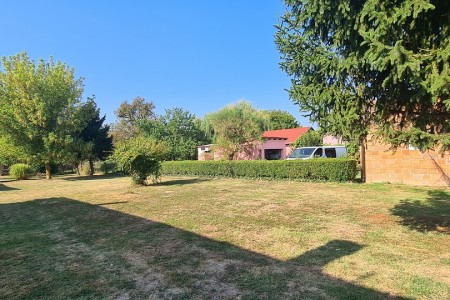 Gat, građevinsko zemlji&scaron;te, 1265 m2