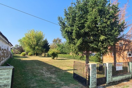 Gat, građevinsko zemlji&scaron;te, 1265 m2