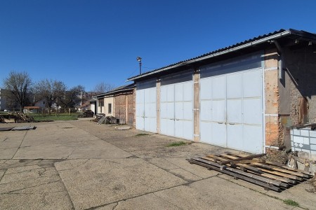 Beli&scaron;će, gospodarska zona, skladi&scaron;ta/radionice, 1055 m2 - SNIŽENO!