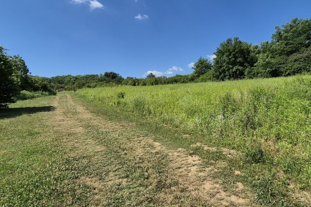 Branjin Vrh, Planina - građevinsko zemlji&scaron;te s pogledom