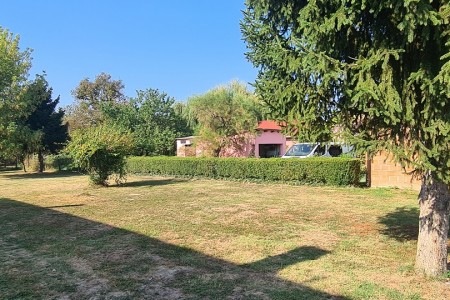 Gat, građevinsko zemlji&scaron;te, 1265 m2