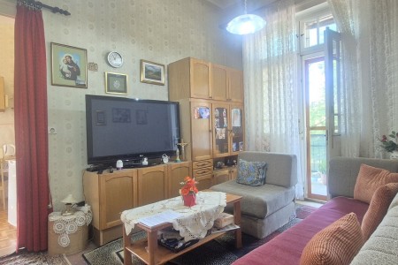 Beli&scaron;će, četverosoban stan u centru, 99,91 m2