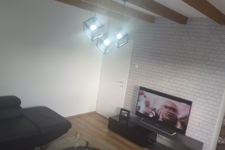 Moderan dvosobni stan u potkrovlju, 69,59 m2, VIRTUALNA &Scaron;ETNJA